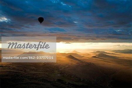 Namib Rand Nature Reserve, Namibia. Dawn balloon flight over the Namib Desert, operated by Namib Sky Adventure Safaris.