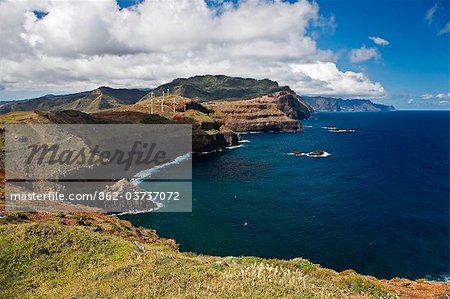 Portugal, Ilha, da Madeira, Funchal, Canical. The dramatic rocky coastline of Canical.
