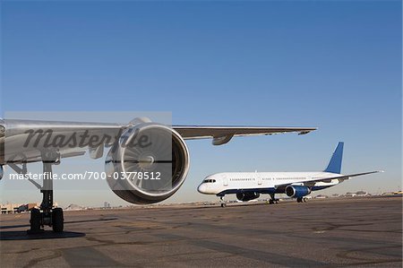 Airplanes on Runway Airplanes on Runway