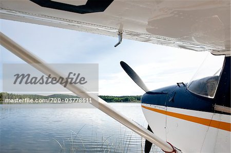 Wasserflugzeug auf Otter Lake, Saskatchewan, Kanada