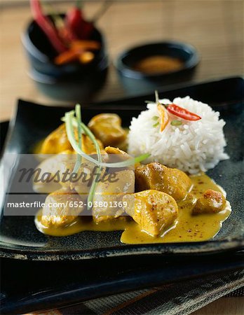 Chicken curry with white rice