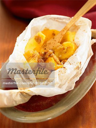 Fresh and dried fruit papillote