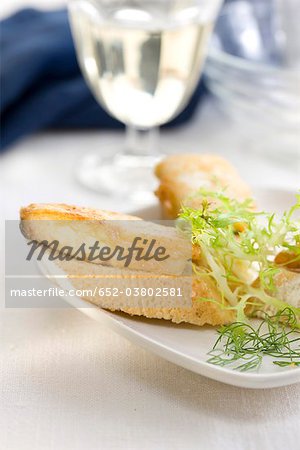 Sur une tartine bouchées de morue Sur une tartine bouchées de morue