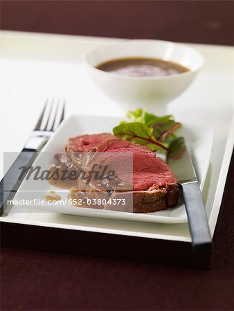 Tranches de filet de boeuf sauce Périgueux Tranches de filet de boeuf sauce Périgueux