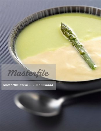 Cream of white and green asparagus Cream of white and green asparagus