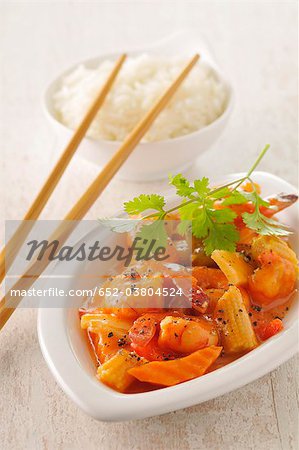 Crevettes et légume au curry
