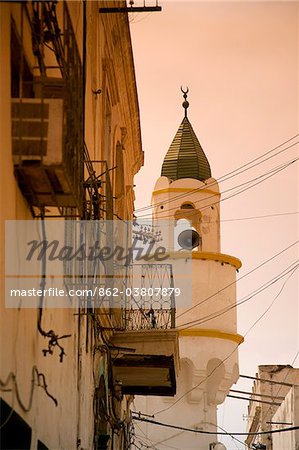 Tripoli, Libye ; Un minaret de l'une des mosquées de la vieille médina