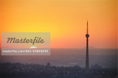 Vue de Sentech Tower au coucher du soleil, Johannesburg, Gauteng, Afrique du Sud