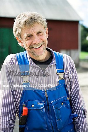 Homme en salopette, Suède.