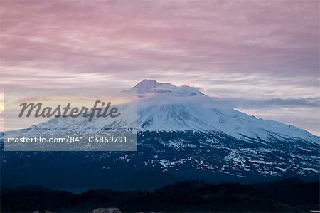 Dawn am Mount Shasta, Kalifornien, Vereinigte Staaten von Amerika, Nordamerika