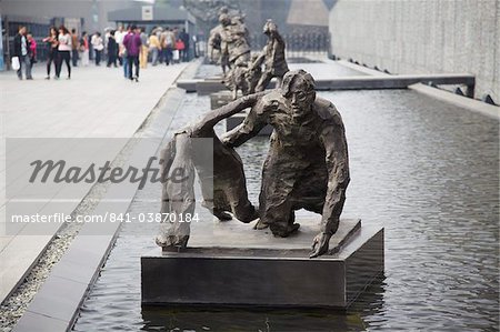 Statuen am Denkmal an der Nanjing-Massaker von Nanjing, Jiangsu, China, Asien