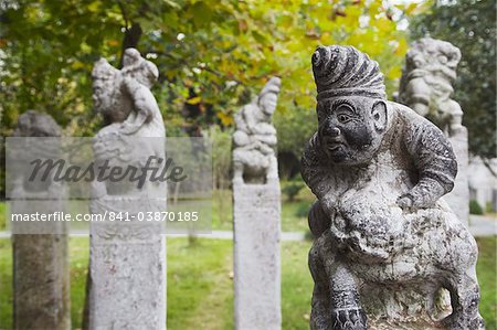 Ancient sculptures in grounds of Nanjing Museum, Nanjing, Jiangsu, China, Asia