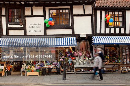 England, Newark. A coffee shop now occupies the house where King Charles the 1st once stayed. England, Newark. A coffee shop now occupies the house where King Charles the 1st once stayed.