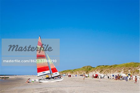Katamaran, Strand in der Nähe von Norddorf, Insel Amrum, Nordfriesische Inseln, Schleswig Holstein, Deutschland