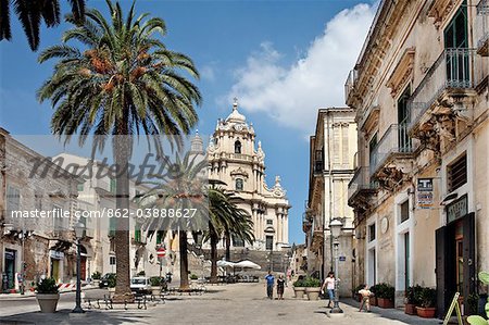 Cathedral San Giorgio, Piazza Duomo, Ragusa Ibla, Sicily, Italy
