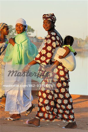 Women of Mopti. Mali, West Africa