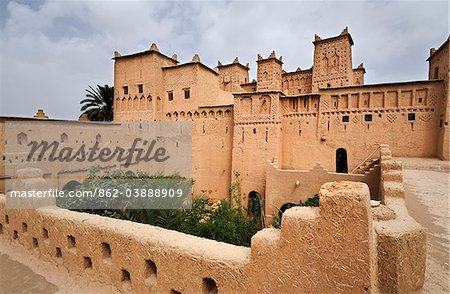 La kasbah de Amerhidl du XVIIe siècle. Maroc