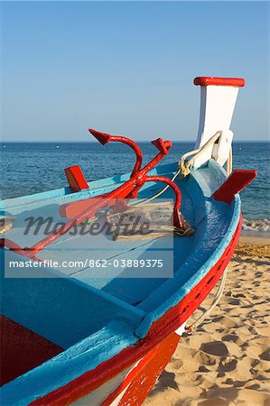 Bateaux de pêche traditionnels, Algarve, Portugal