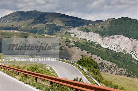 Mountain Road, Apennin, Montefeltro, Marken, Italien