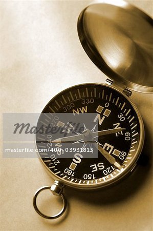 compass with old style view