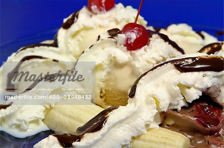 Banana split ice cream