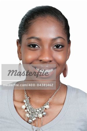 Sehr schöne Afroamerikaner schwarze Frau Teenager mit einem großen Lächeln