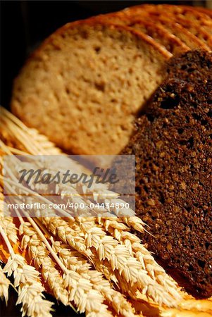 Two types of rye bread with rye ears