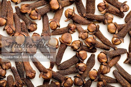 Dried clove buds