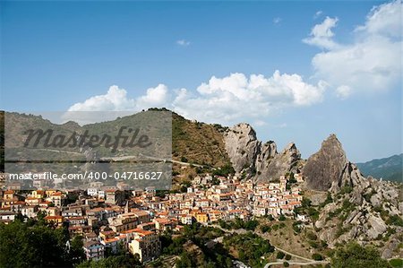 Bailicata country perched on the Lucan Dolomites