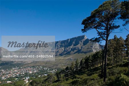 view over cape town of table mountain