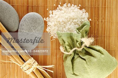 Facilities for body care in a fabric bag of bath salts, related to bamboo sticks and stones