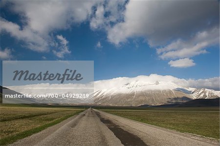 View of Mount Vettore from Road to Castelluccio di Norcia, Province of Perugia, Umbria, Italy