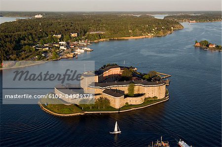 Vue aérienne du château sur l'île