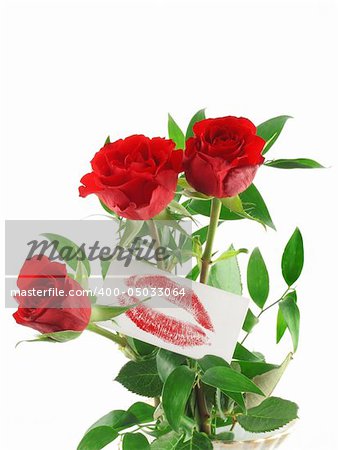 bunch of roses with love message