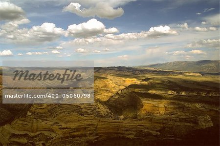 Dinosaur National Monument is a U.S. National Monument located on the southeast flank of the Uinta Mountains on the border between the American states of Colorado and Utah at the confluence of the Green and Yampa Rivers.