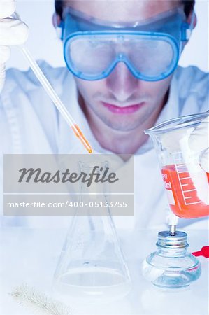 Man working in the chemistry laboratory