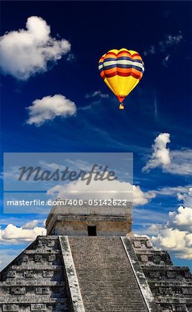 The chichen itza temple in Mexico