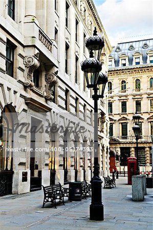 Old buildings on pedestrian street in city of London