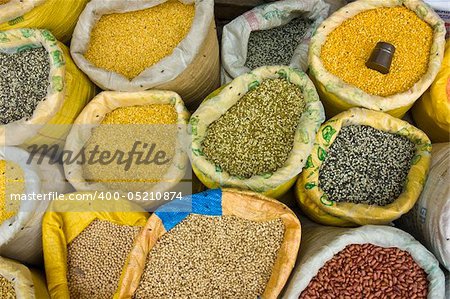 spices for sale in indian market