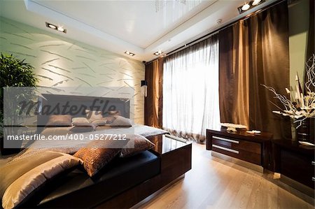nice and wide bed in modern flat