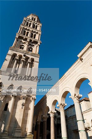Bell Turm der Kathedrale St. Domnius und Peristyl, Diokletianpalast, Split, Dalmatien, Kroatien