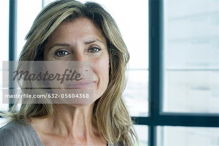 Smiling woman, portrait