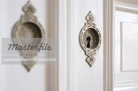 Schlüsselloch an einer Tür