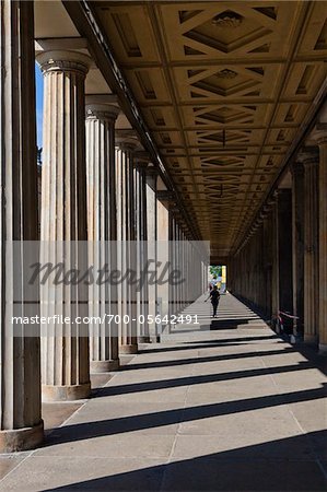 Kolonnade, Museumsinsel, Berlin, Deutschland