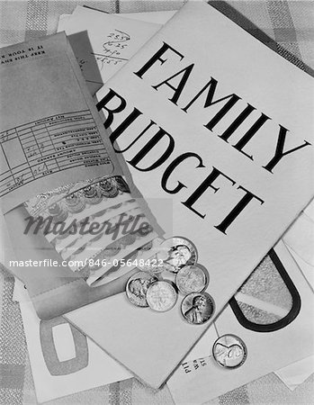 1950s STILL LIFE FAMILY BUDGET MONEY CURRENCY CASH COINS BILLS PAYROLL ENVELOPE