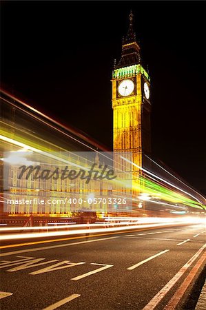 Big Ben and houses of parliament at night