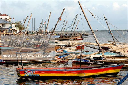 Île de boutres sur quai, Old Town, Lamu, patrimoine mondial de l'UNESCO, Kenya, Afrique de l'est, Afrique