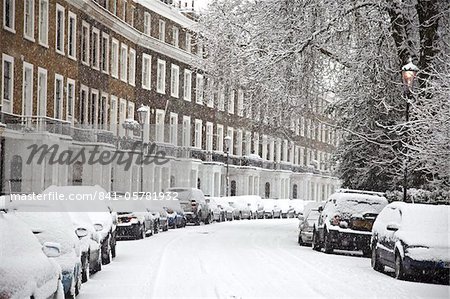 London street in snow, Notting Hill, London, England, United Kingdom, Europe