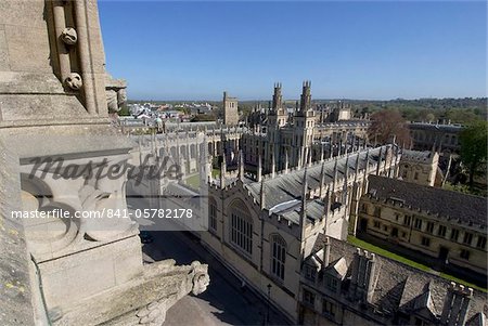 Vue aérienne sur All Souls College, Oxford, Oxfordshire, Angleterre, Royaume-Uni, Europe