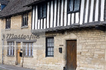 Maison de style Tudor à Northleach bourg, Gloucestershire, Cotswolds, Angleterre, Royaume-Uni, Europe